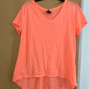 High low short sleeve v-neck
